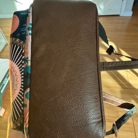 Inkkas Backpack - Picture 3 of 7